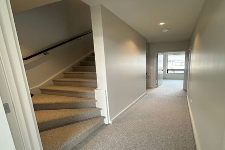 Photo of property in 11b Windlass Street, Long Bay, Auckland, 0630