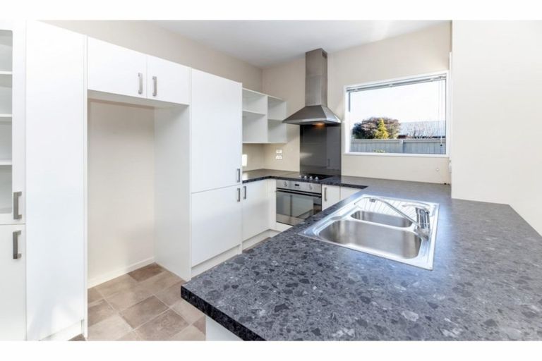 Photo of property in 1/6 Kauri Street, Riccarton, Christchurch, 8041