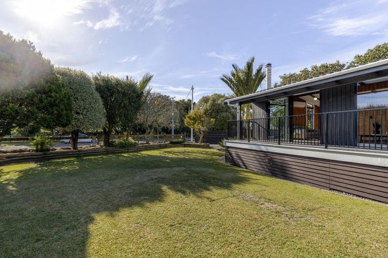 Photo of property in 41 Takiroa Street, Urenui, 4375