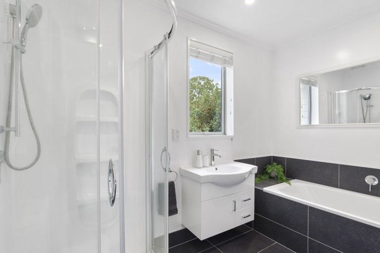 Photo of property in 202b Grahams Road, Burnside, Christchurch, 8053