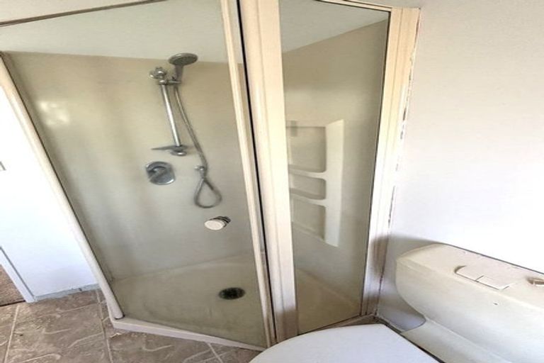 Photo of property in 14 Arrowsmith Drive, Clover Park, Auckland, 2019