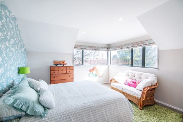 Photo of property in 165 Peverel Street, Riccarton, Christchurch, 8041