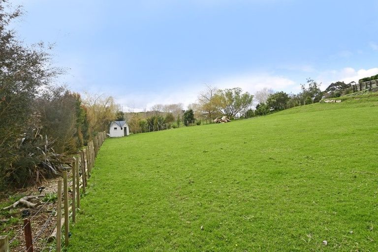 Photo of property in 956 Oneriri Road, Kaiwaka, 0573