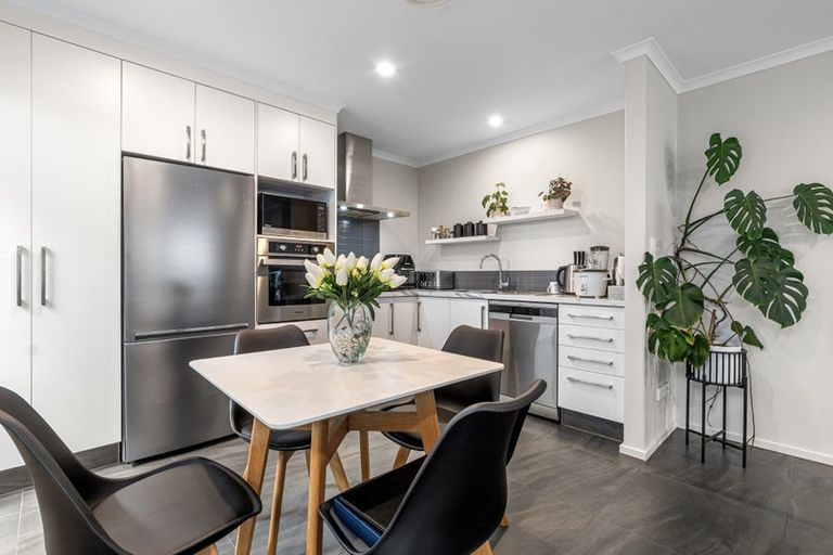 Photo of property in 6 Haka Way, Papamoa, 3118