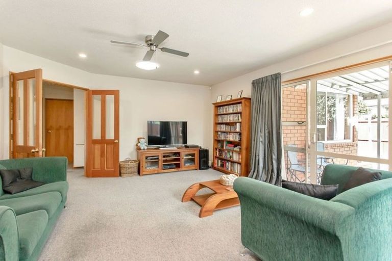 Photo of property in 2/31 Nottingham Avenue, Halswell, Christchurch, 8025