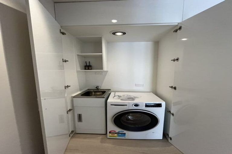 Photo of property in 17/6u Oswald Crescent, Paparangi, Wellington, 6037