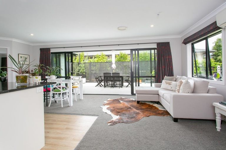 Photo of property in 48b Hamilton Road, Cambridge, 3434