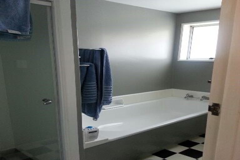 Photo of property in 8b Ansonby Street, Russley, Christchurch, 8042