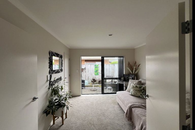 Photo of property in Rangeview Villas, 4/9 Fuller Close, Levin, 5510