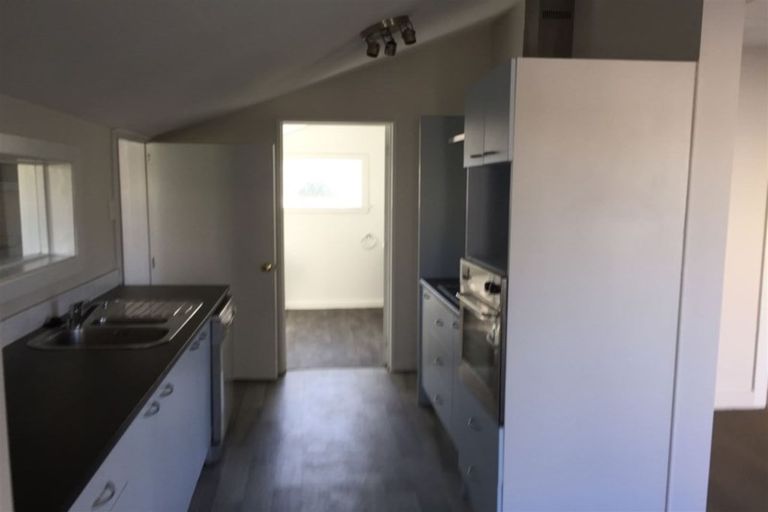 Photo of property in 44 Richill Street, Belfast, Christchurch, 8051