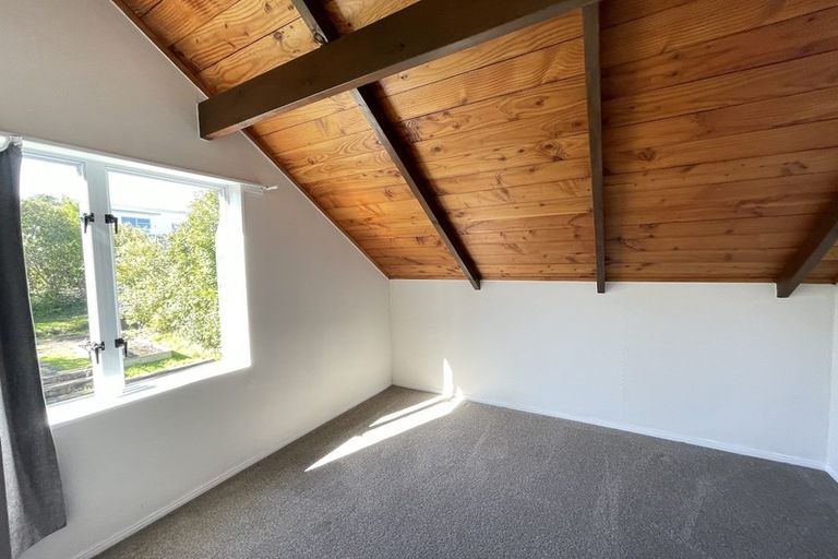 Photo of property in 26 Richards Avenue, Forrest Hill, Auckland, 0620