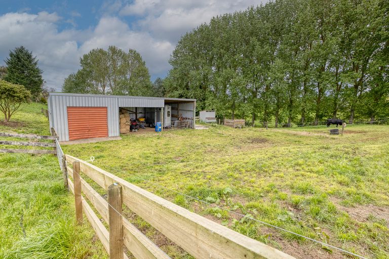 Photo of property in 18 Kia Kaha Drive, Snells Beach, 0920
