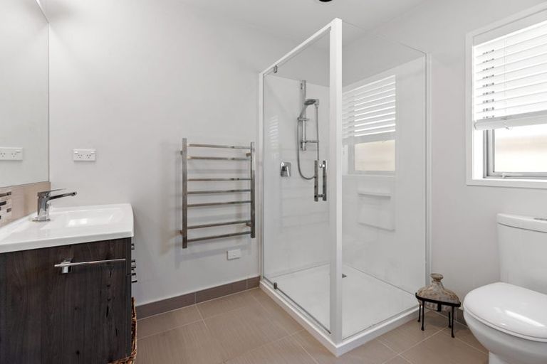 Photo of property in 10 Montia Close, Papamoa Beach, Papamoa, 3118