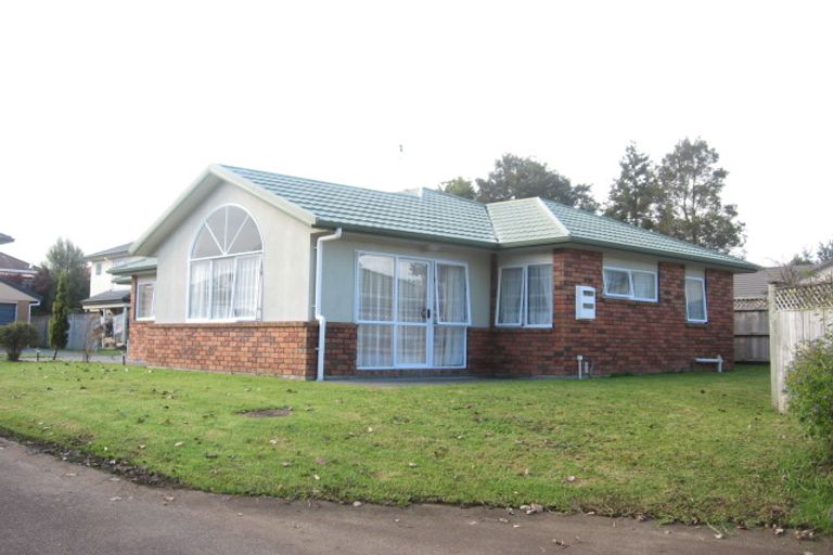 Photo of property in 3/8 Saints Court, Manurewa, Auckland, 2102
