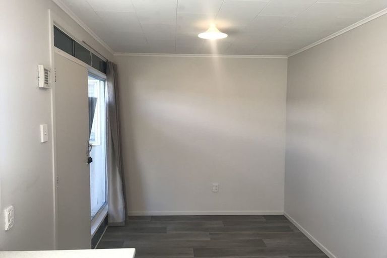 Photo of property in 8/335 Kennedy Road, Pirimai, Napier, 4112