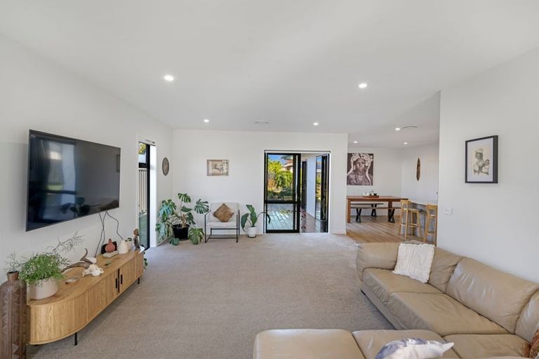 Photo of property in 8 Whariki Crescent, Flaxmere, Hastings, 4120