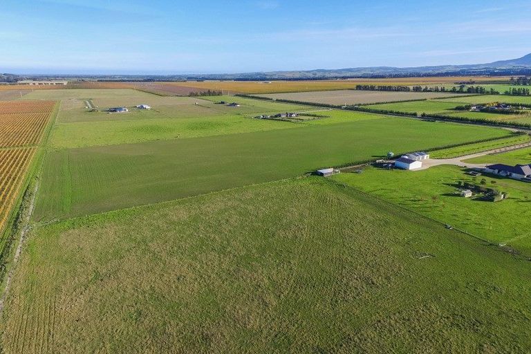 Photo of property in 56 Limeloader Lane, Glasnevin, Amberley, 7482