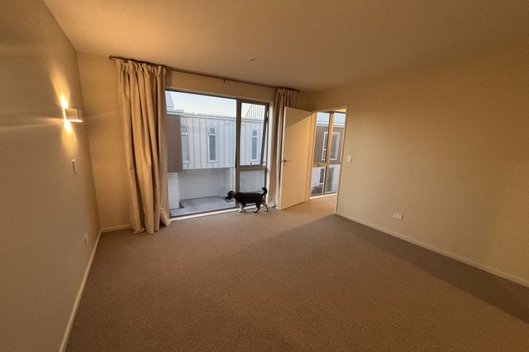 Photo of property in 3/50 Marine Parade, North New Brighton, Christchurch, 8083