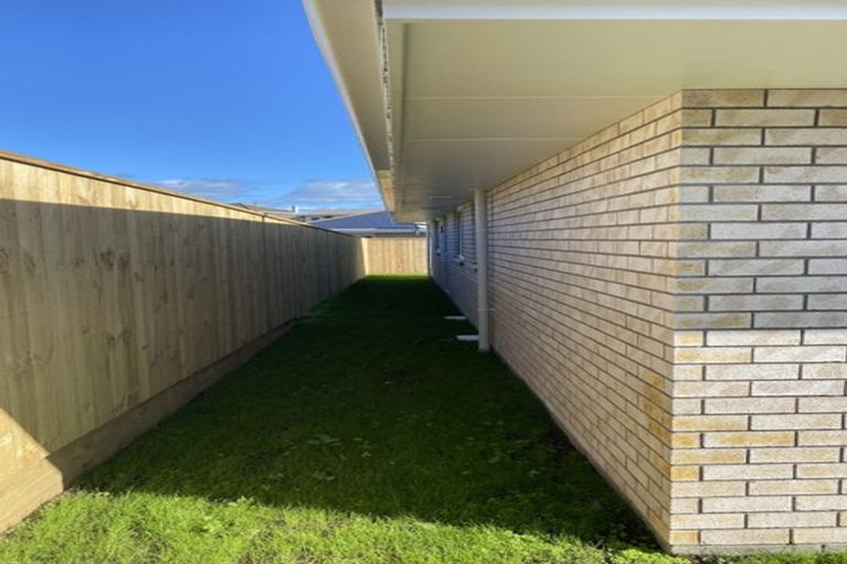 Photo of property in 28f Paritutu Road, Spotswood, New Plymouth, 4310