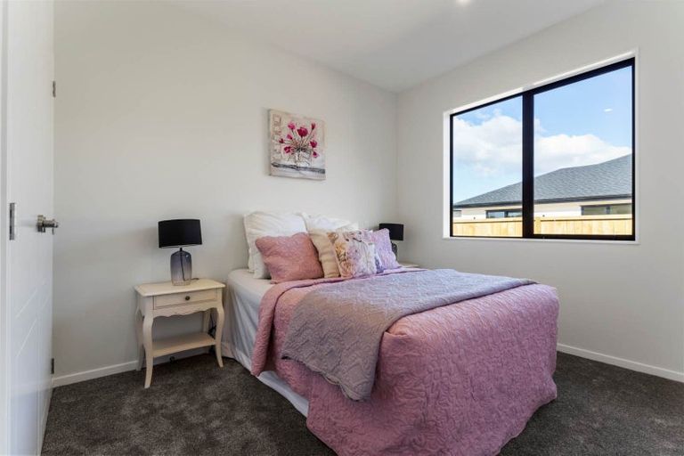 Photo of property in 5 Dolcetto Place, Pokeno, 2402