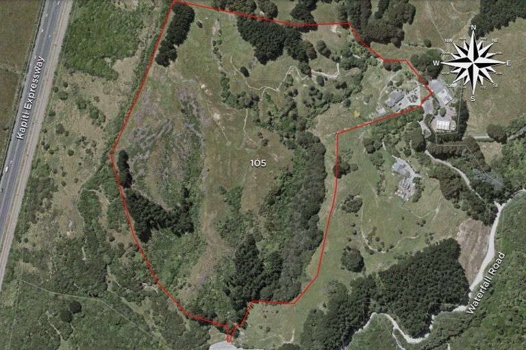 Photo of property in 105 Waterfall Road, Paraparaumu, 5032