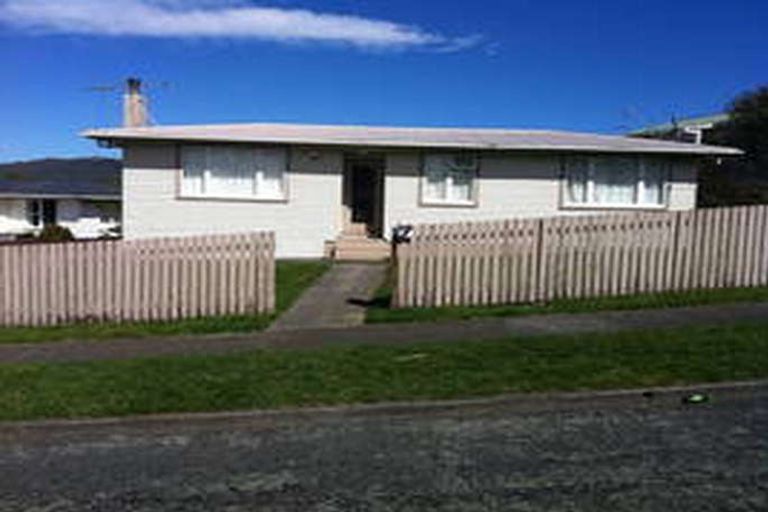 Photo of property in 25 Paenui Street, Titahi Bay, Porirua, 5022