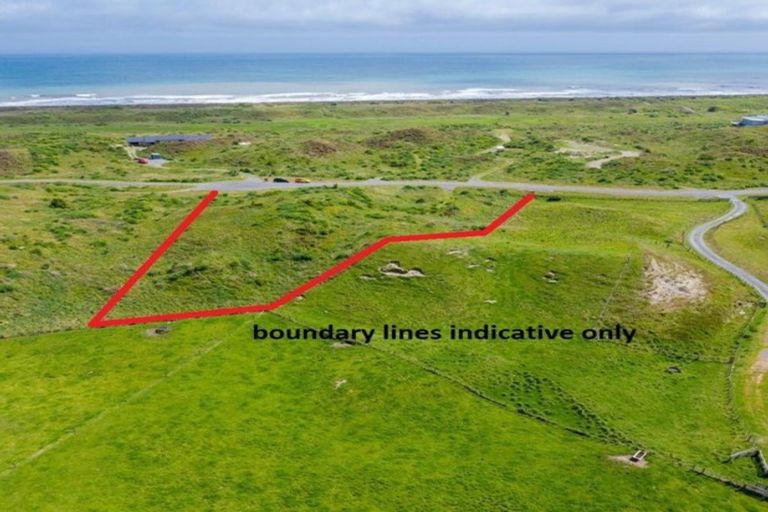 Photo of property in 21 Mahurenga Lane, Te Horo, Otaki, 5581