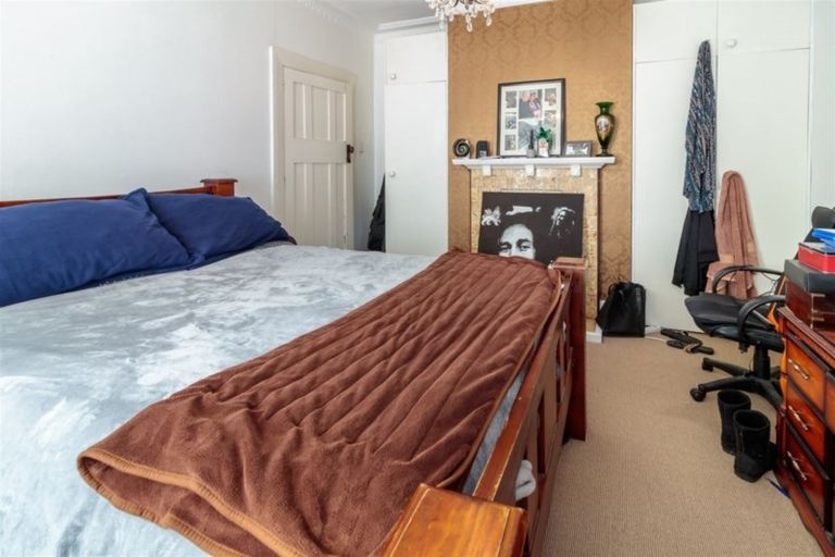 Photo of property in 33 Forfar Street, Clyde Hill, Dunedin, 9011