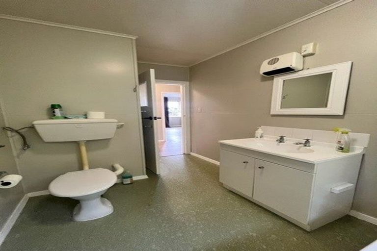 Photo of property in 1/8 Derwent Lee Grove, Epuni, Lower Hutt, 5011