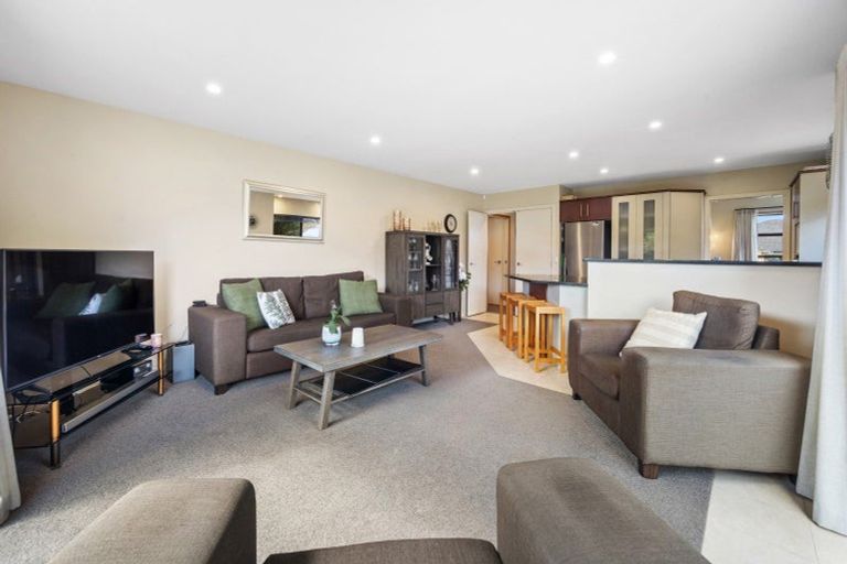 Photo of property in 6 Dalcross Drive, Flat Bush, Auckland, 2016