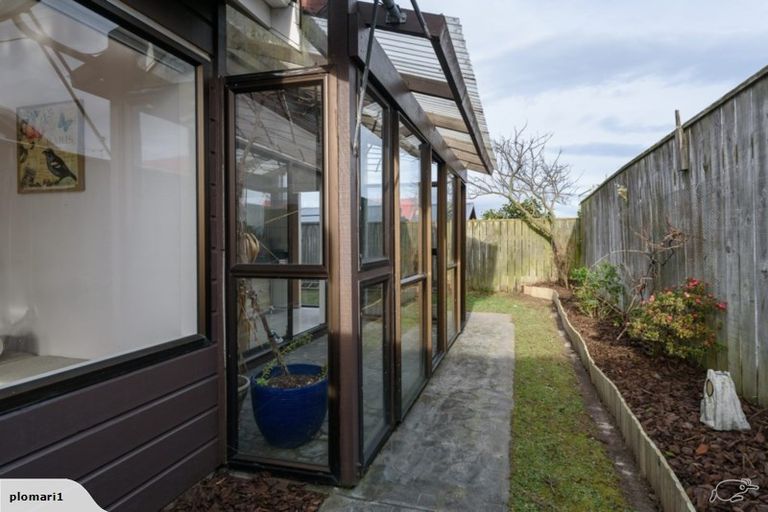 Photo of property in 36b Kaikoura Street, Maupuia, Wellington, 6022