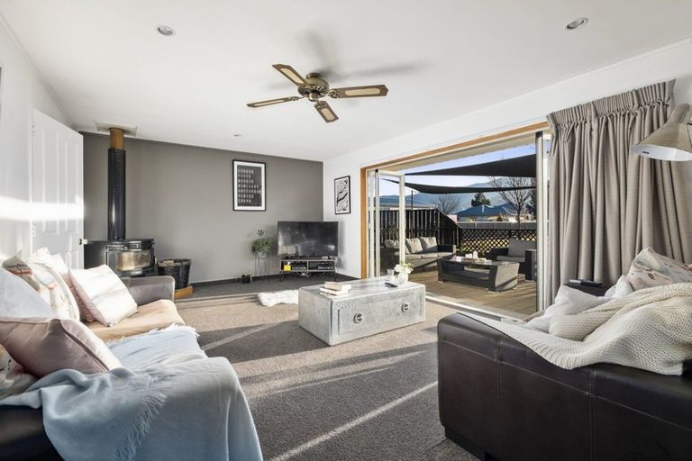 Photo of property in 13 Hotop Place, Cromwell, 9310