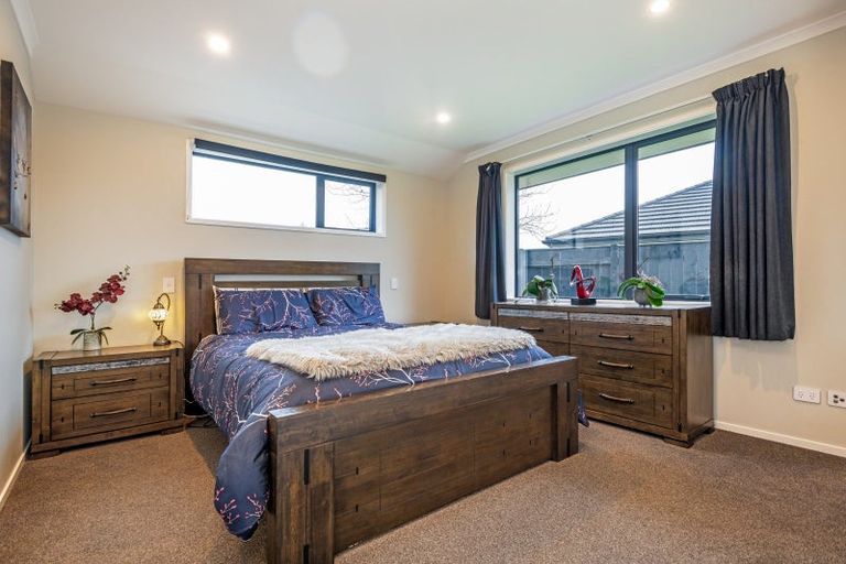Photo of property in 11 Pearl Grove, Ashhurst, 4810