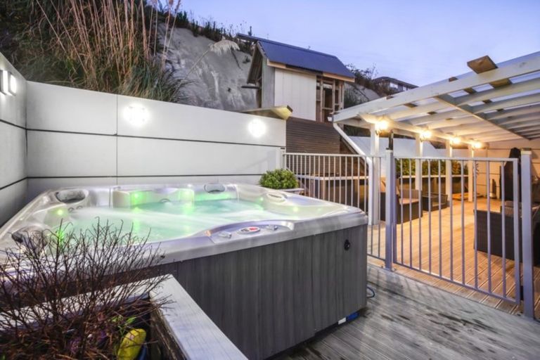 Photo of property in 53 Spyglass Lane, Whitby, Porirua, 5024