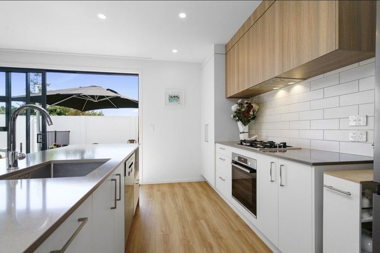 Photo of property in 2/102 Swayne Road, Cambridge, 3434
