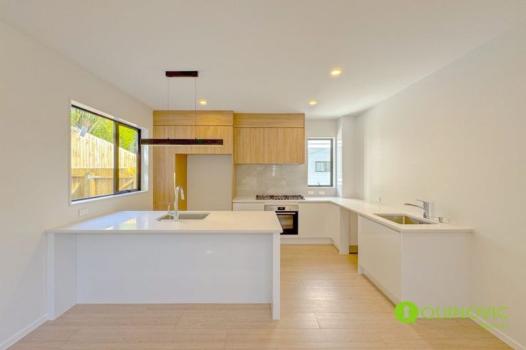 Photo of property in 7c Buisson Glade, West Harbour, 0618