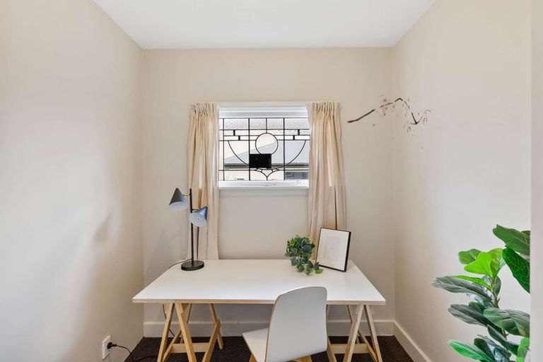 Photo of property in 209 Centaurus Road, Saint Martins, Christchurch, 8022