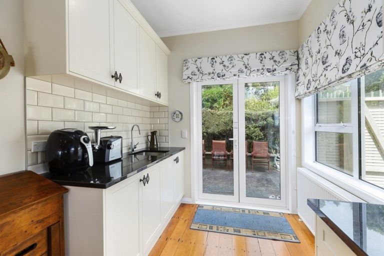 Photo of property in 43 Tireti Road, Titahi Bay, Porirua, 5022