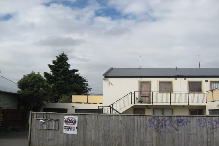 Photo of property in 4/2 Somerset Crescent, Spreydon, Christchurch, 8024