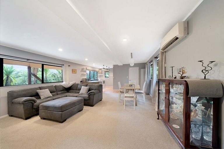 Photo of property in 45 Holmes Drive South, Massey, Auckland, 0614