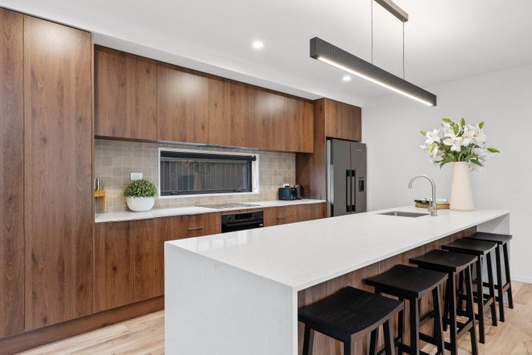 Photo of property in 49b Browns Road, St Albans, Christchurch, 8014