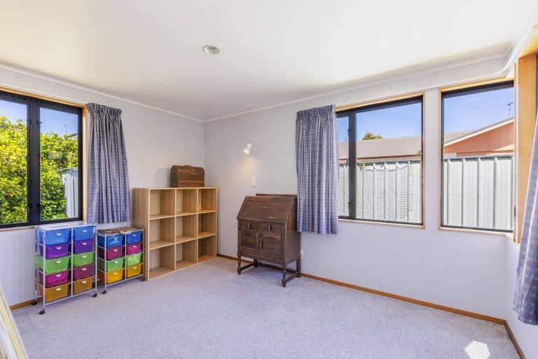 Photo of property in 6 Tavistock Road, Waipukurau, 4200
