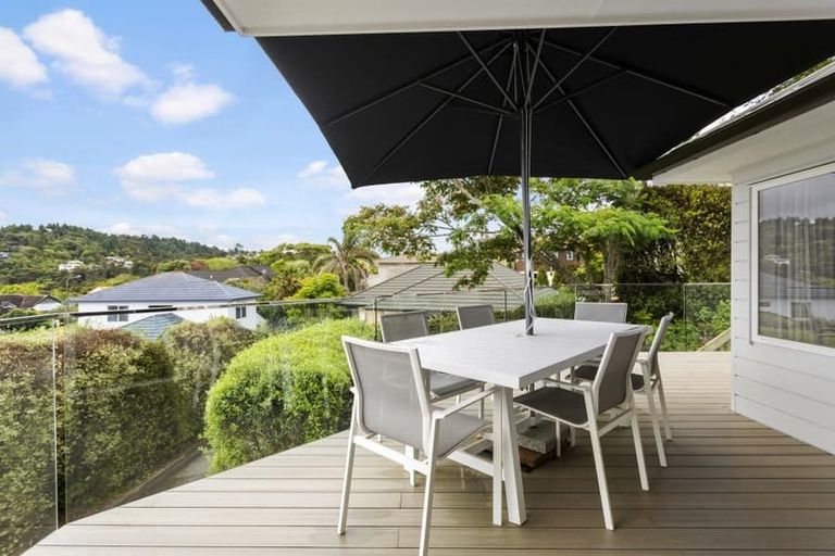 Photo of property in 6 Stephanie Close, Glenfield, Auckland, 0629