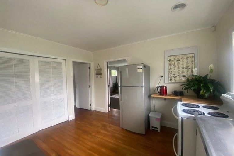 Photo of property in 87a Karamu Crescent, Wainuiomata, Lower Hutt, 5014
