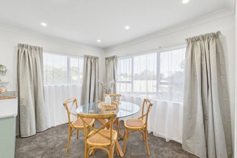 Photo of property in 33 Kent Road, Saint Johns Hill, Whanganui, 4501