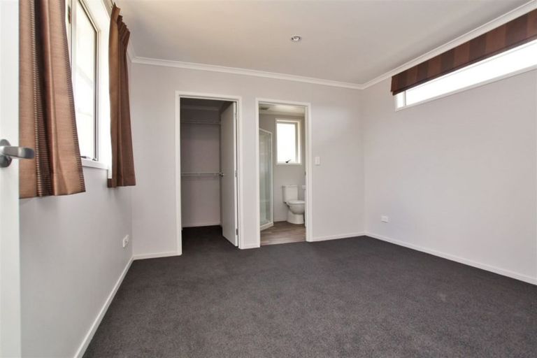 Photo of property in 2 Matlock Lane, Dinsdale, Hamilton, 3204