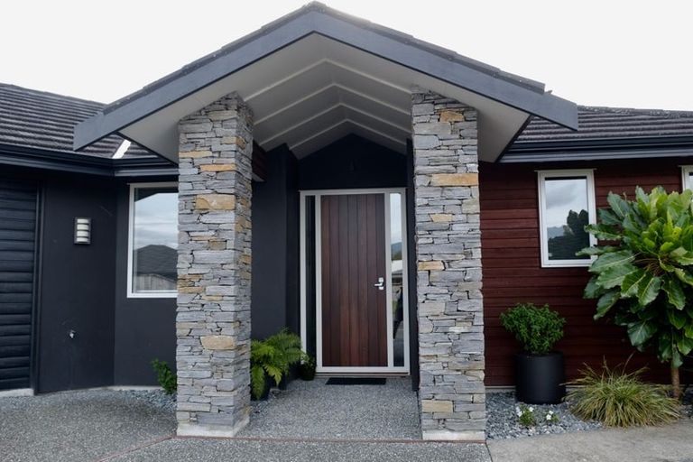 Photo of property in 13 Kawatiri Place, Westport, 7825