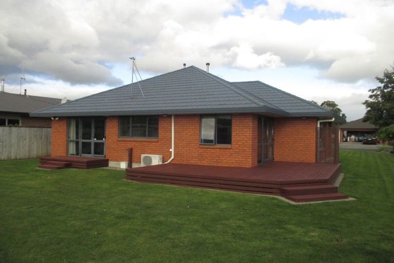 Photo of property in 38 Parnell Heights Drive, Kelvin Grove, Palmerston North, 4414