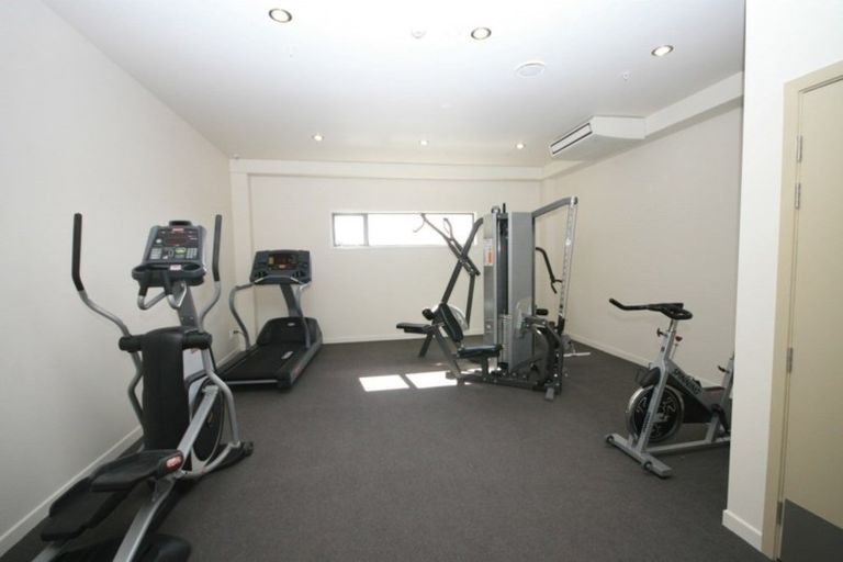 Photo of property in Royal Court Apartments, 1193unit Hinemoa Street, Rotorua, 3010