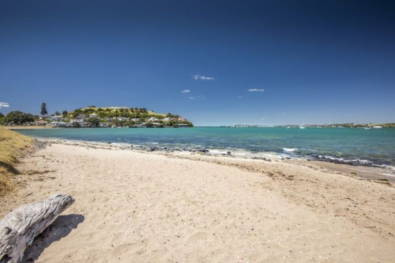 Photo of property in 43 King Edward Parade, Devonport, Auckland, 0624